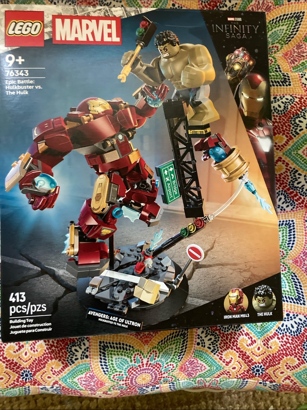 Lego Marvel Hulkbuster vs. Hulk Set - Red, Gold, Blue.  New never opened